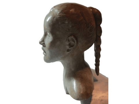 Sculpture en bronze d'un buste de femme par l'artiste Laurene Saunois